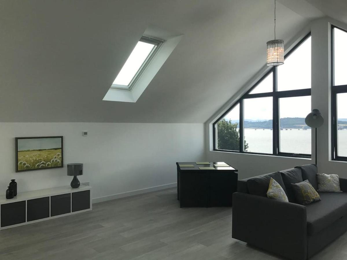 The Wee Glasshouse - Stunning Views Of Dalgety Bay Saint Davids  Exterior photo